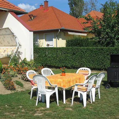 Apartman Apartament *
