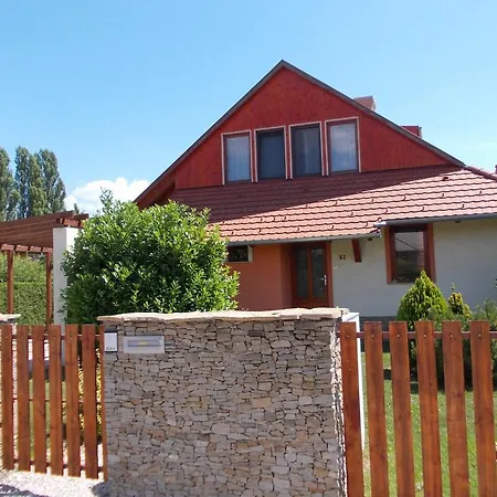 Apartman Apartament *
